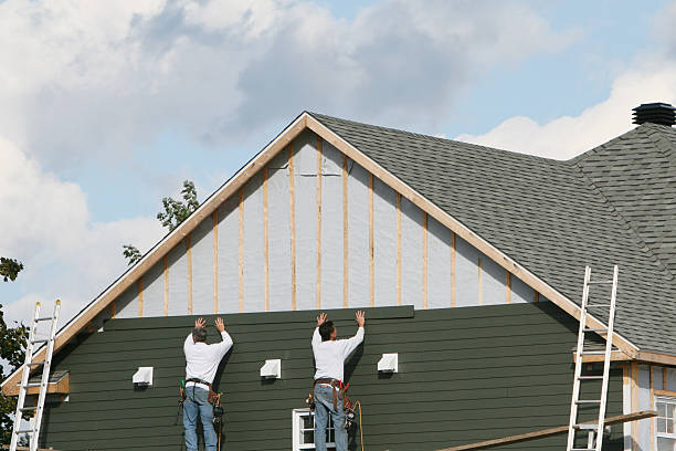 Professional Fiber Cement Siding technician working in New London, NC
